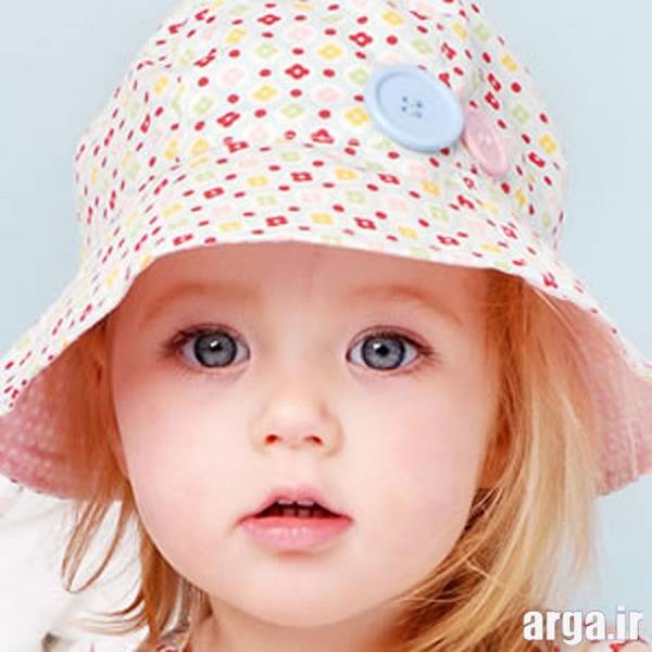 دختر بچه با کلاه زیبا