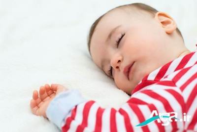 خواب در نوزادان 