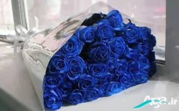 دسته گل رز آبی