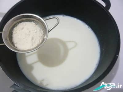 اضافه کردن آرد به شیر 