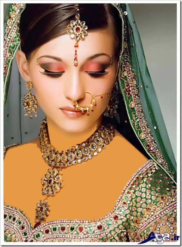آرایش صورت عروس به سبک هندی 