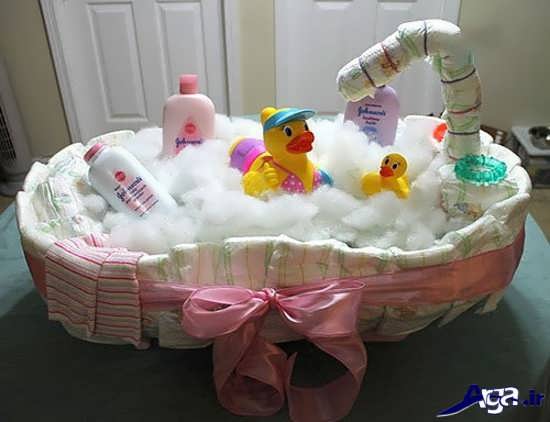 تزیین وسایل حمام نوزاد در سیسمونی 
