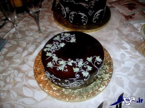 تزیین زیبا کیک شکلاتی 
