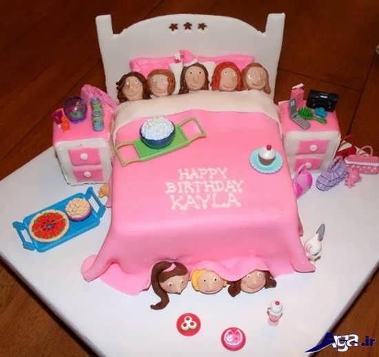 کیک دخترانه با طرح تختخواب برای تولد