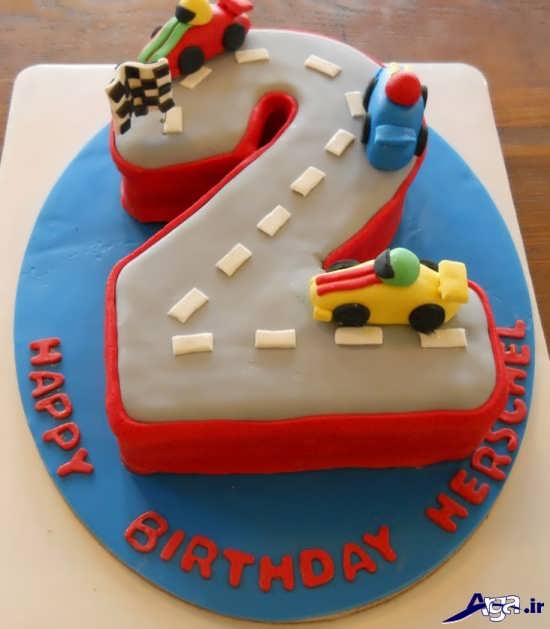 کیک برای نولد دو سالگی
