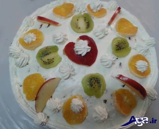 تزیین کیک با برش های میوه 