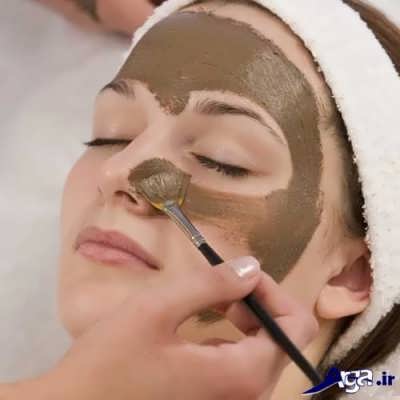 ماسک خاک رس درمانی بی نظیر برای لکه های صورت 