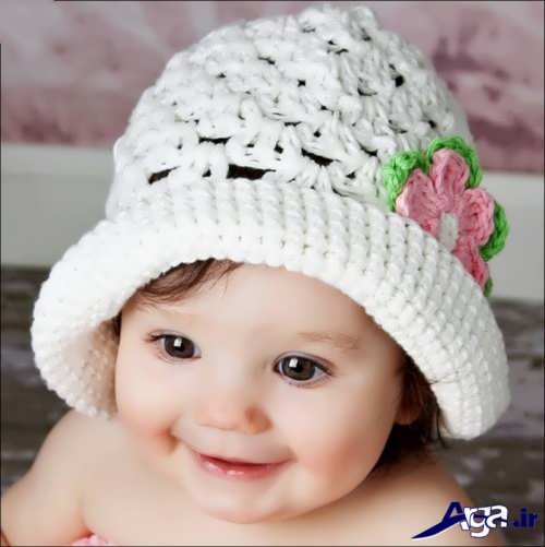 مدل کلاه سفید بافتنی نوزادی 