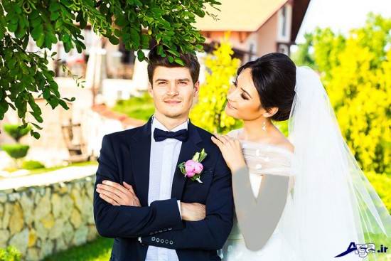 ژست عروس و داماد در باغ