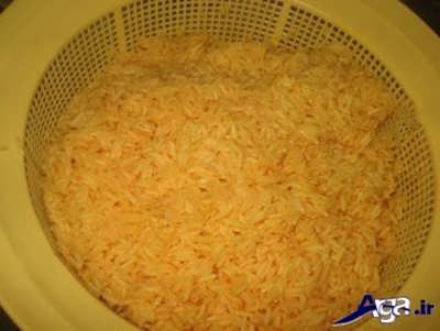آبکش کردن برنج 