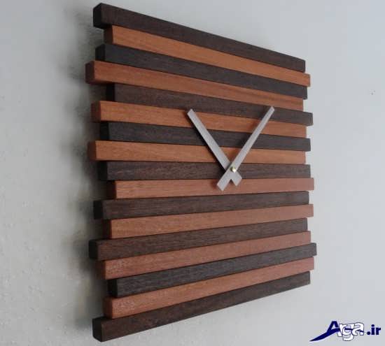 ساعت دیواری زیبای چوبی