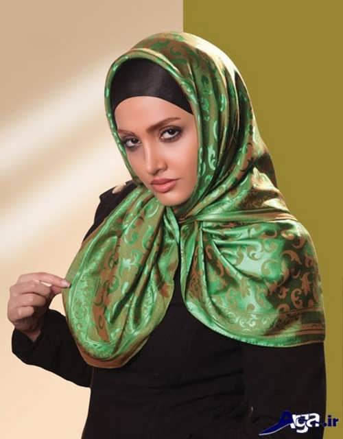 مدل بستن روسری سبز 