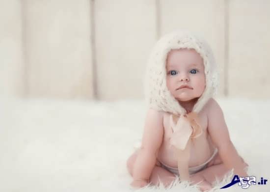 ژست زیبا و خواستنی نوزاد برای عکس