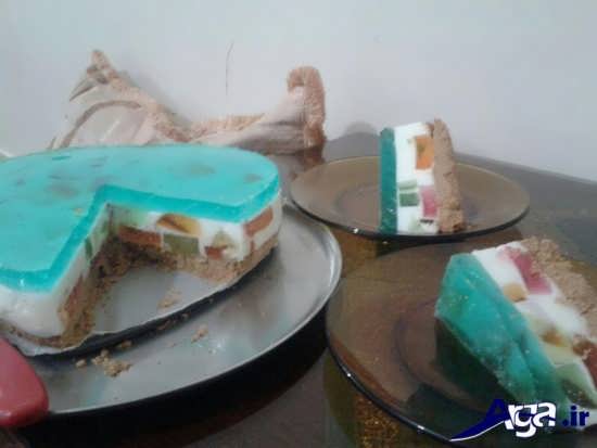 تزیین کردن کیک یخچالی با ژله آبی 