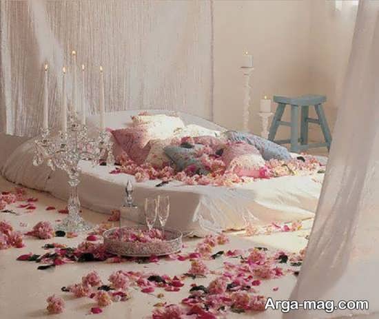 تزیین اتاق عروس با گل و شمع 