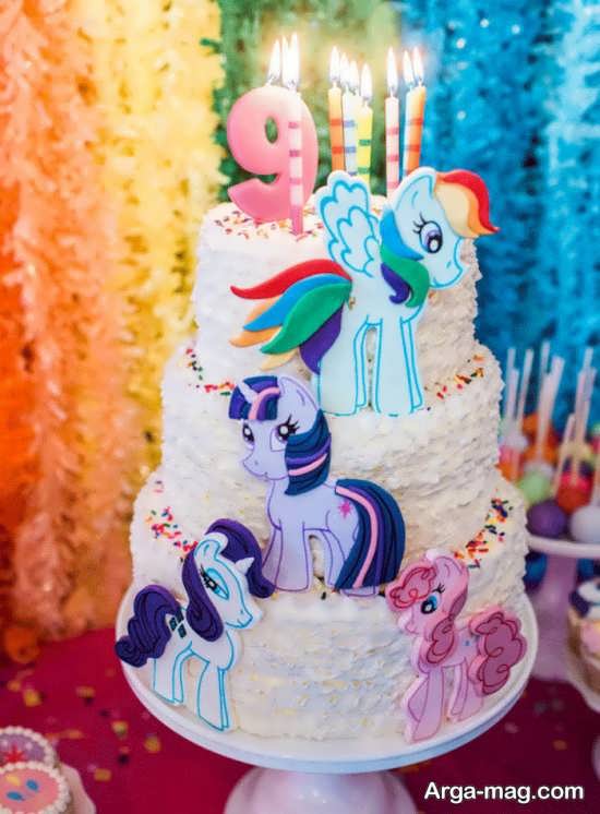 کیک تولد برای تم تولد پونی کوچولو 