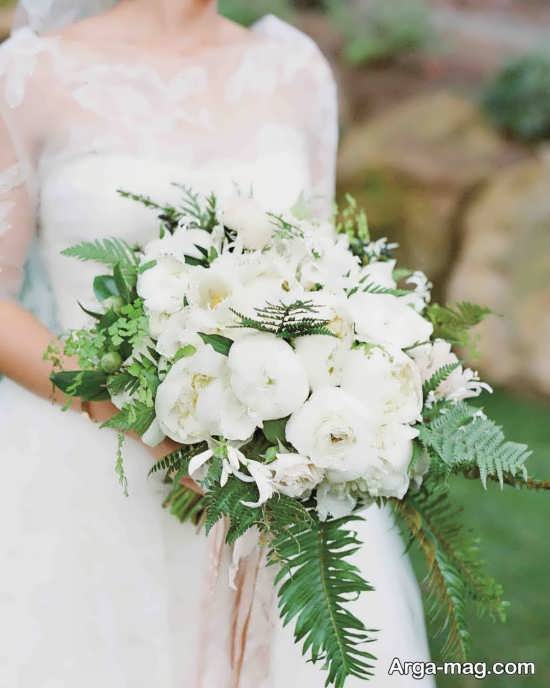 دسته گل سفید عروس