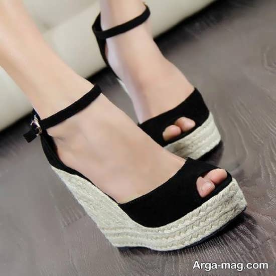 [تصویر:  Fashionable-womens-shoes-6.jpg]