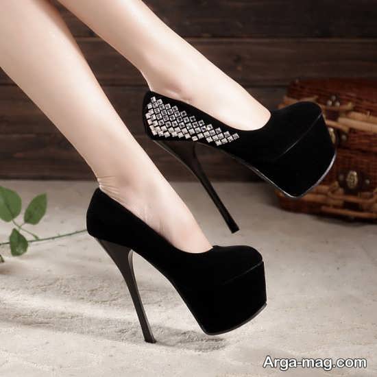 [تصویر:  Fashionable-womens-shoes-9.jpg]