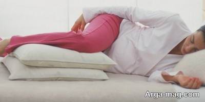 نحوه صحیح نشستن و خوابیدن در بارداری