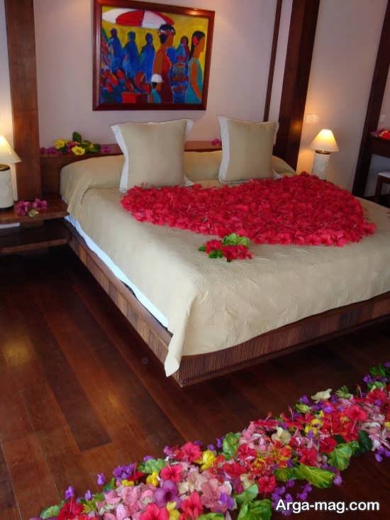 طراحی تزیین تخت خواب عروس با گل