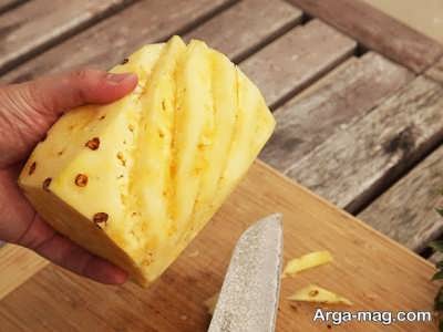 پوست کندن شیاری آناناس