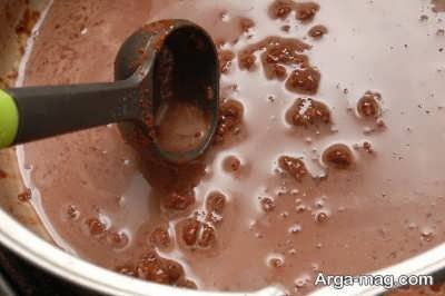 مخلوط شکر و شیر و پودر کاکائو