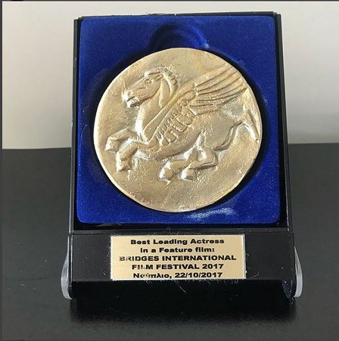 جایزه مهراوه شریفی نیا در یونان 