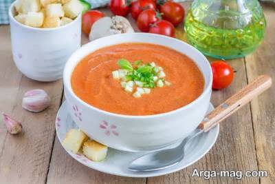 تزیین سوپ گوجه فرنگی 