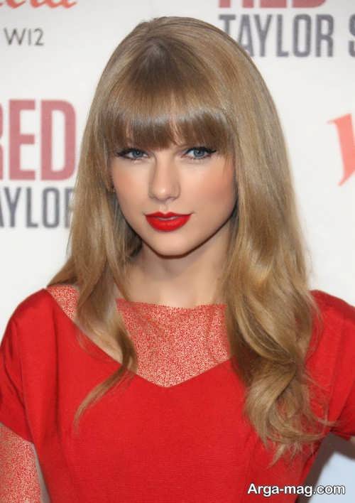 مدل میکاپ دخترانه با لباس قرمز 