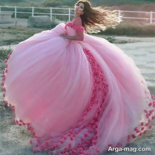 [تصویر:  Pink-Wedding-Dress-11.jpg]