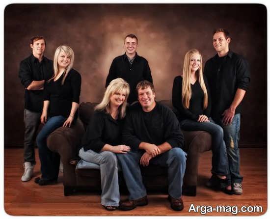  ژست عکس خانوادگی با اعضای خانواده مختلف 