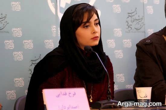 دیبا زاهدی در نشست خبری جشنواره فیلم فجر 