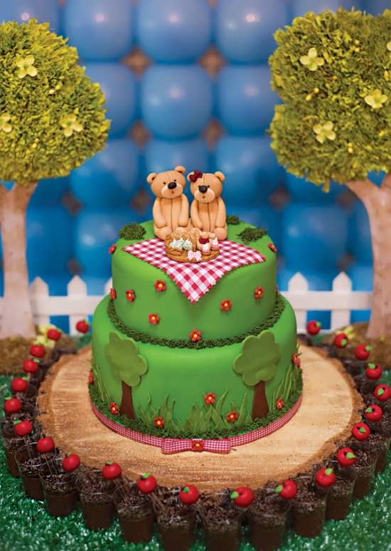 کیک زیبا با تم خرس تدی