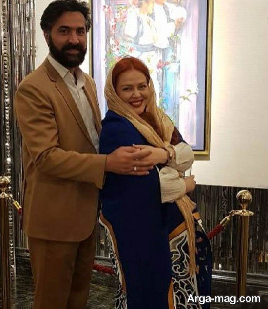 بهاره رهنما و همسرش در نمایشگاه نقاشی