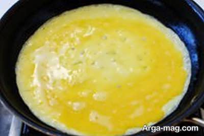 سرخ کردن تخم مرغ 