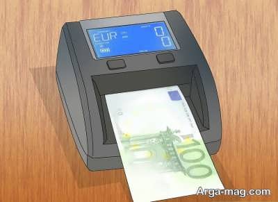 استفاده از مادن قرمز و ماورا بنفش برای یورو تقلبی