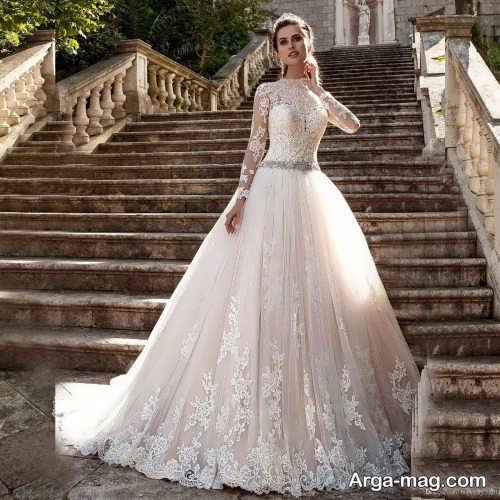 [تصویر:  Long-sleeve-bridal-dress-4.jpg]