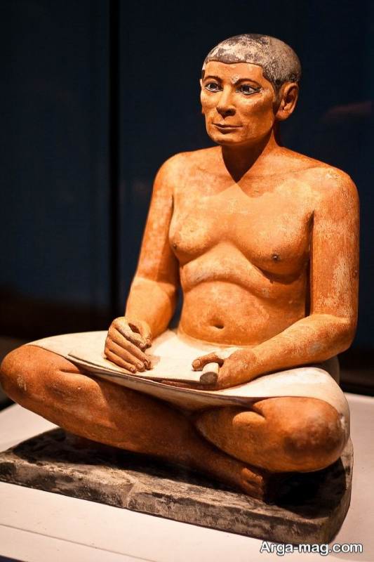 مجسمه مصری در موزه ی لوور 