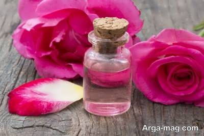 گلاب از انواع پاک کننده های طبیعی برای پوست صورت 