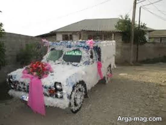 تزئینات متفاوت ماشین عروس با پر