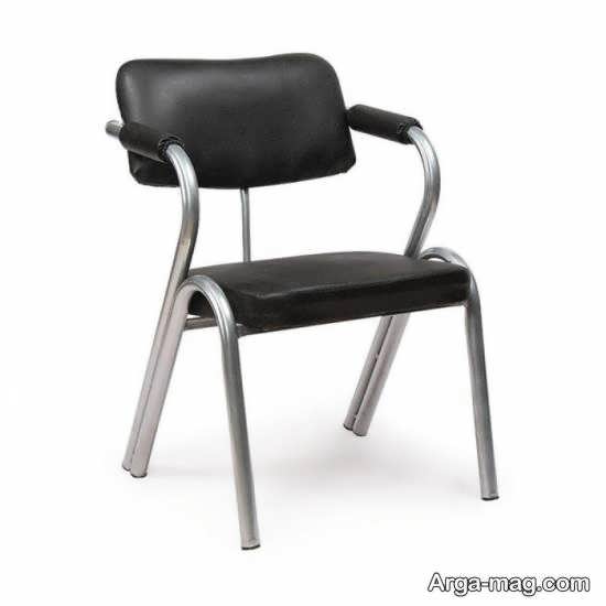 مدلی زیبای صندلی نرم و زیبا با جنس چرم