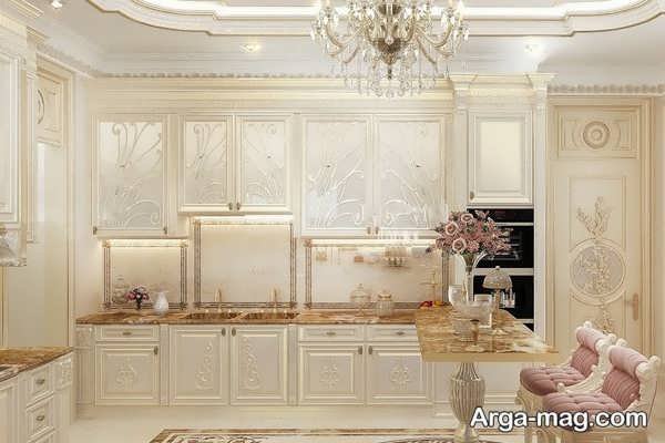 مدل کابینت سفید طلایی در دکوراسیون آشپزخانه