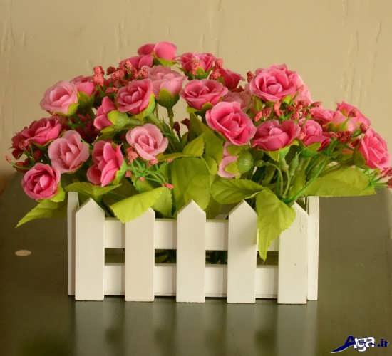 گل آرایی در سبد چوبی
