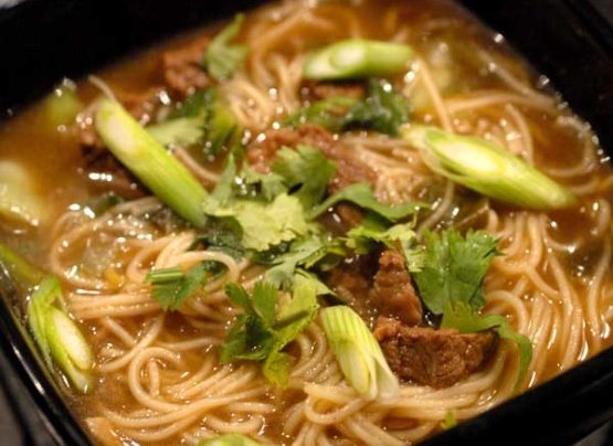 طرز تهیه سوپ رشته به همراه نکات طلایی