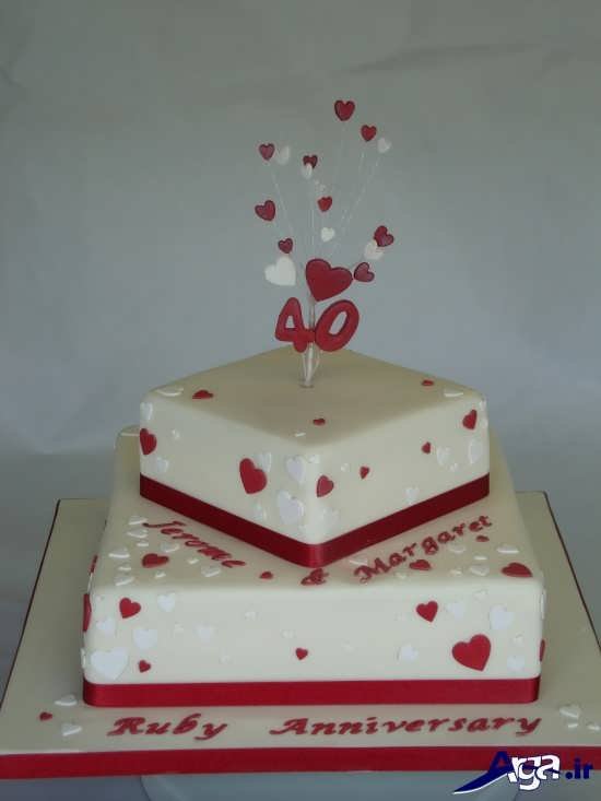تزیین کیک دو طبقه برای سالگرد ازدواج 