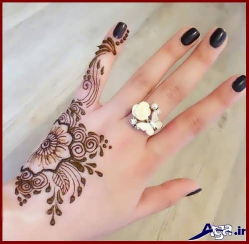[تصویر:  Henna-designs-on-hands-23.jpg]