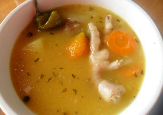 طرز تهیه سوپ پای مرغ