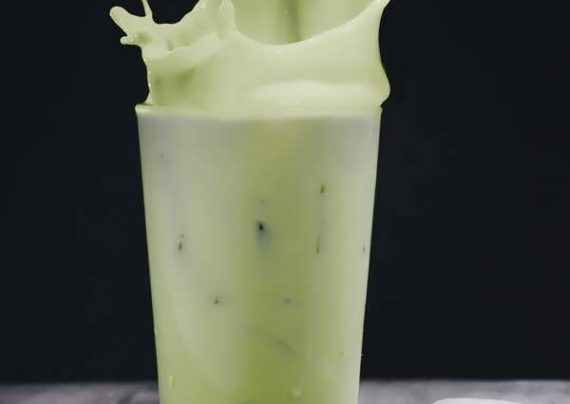 طرز تهیه شیر پسته