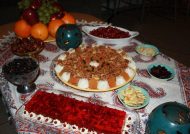 چیدمان زیبا و سنتی سفره شب یلدا